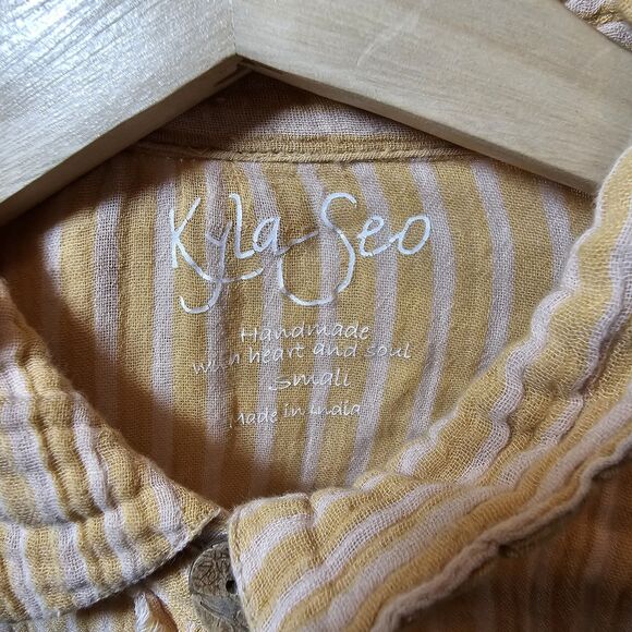 Kyla Seo Button Front Blouse Top Yellow Pink Embroidered Fray Art To Wear Small - Picture 2 of 10